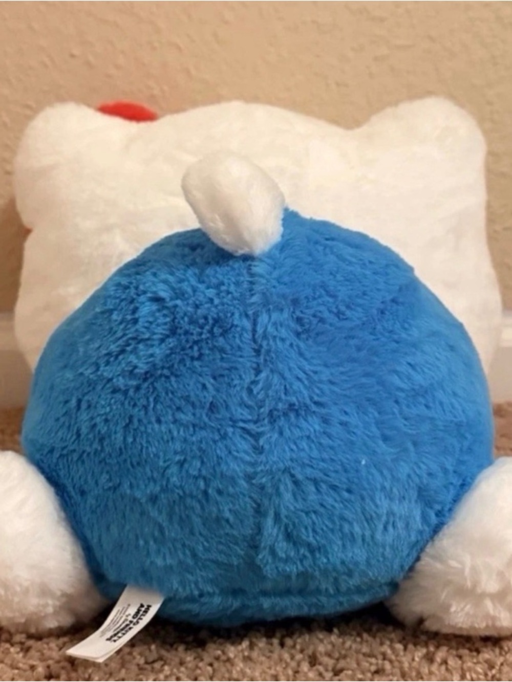 Hello kitty and plush bundles Comes with both items - Picture 7 of 8